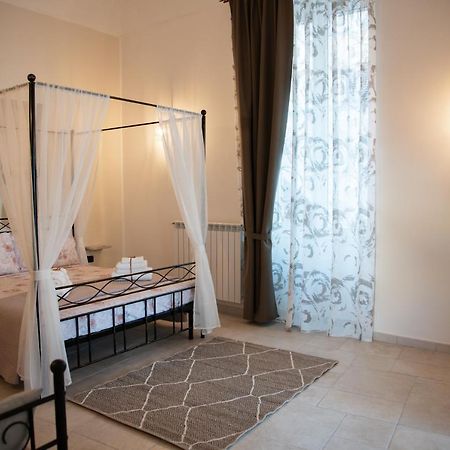 Dimora Guerrieri Hotel Бриндизи Екстериор снимка