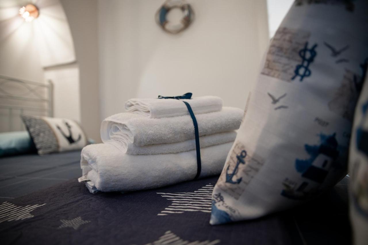 Dimora Guerrieri Hotel Бриндизи Екстериор снимка