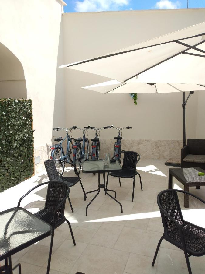Dimora Guerrieri Hotel Бриндизи Екстериор снимка