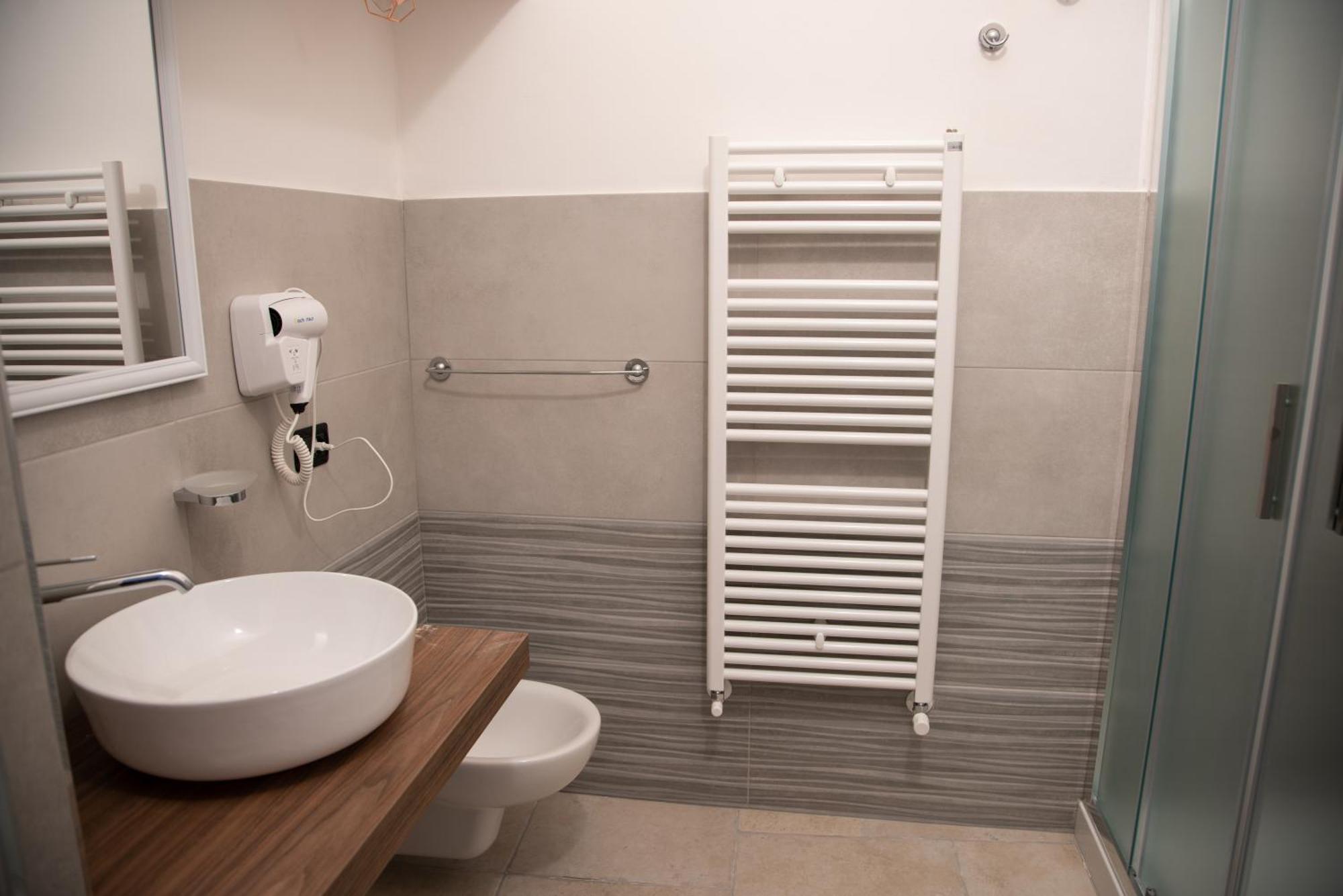Dimora Guerrieri Hotel Бриндизи Екстериор снимка
